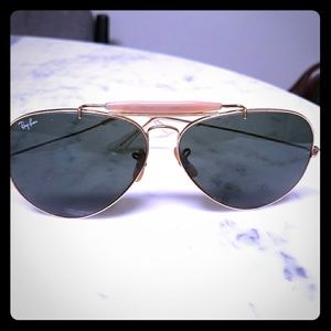 Large Ray-Ban Aviators